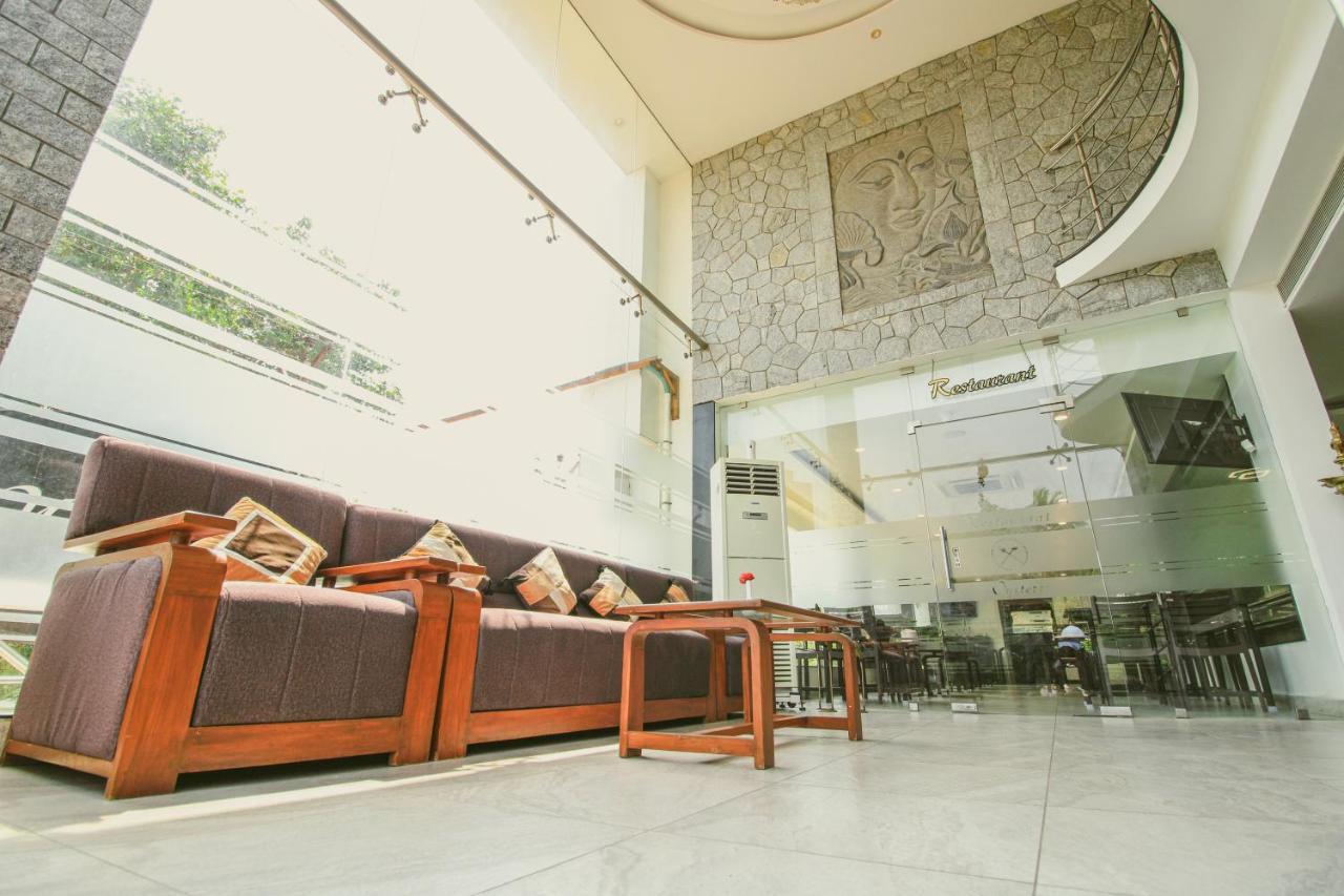 Hotel White Pearl Residency Puducherry Exterior foto