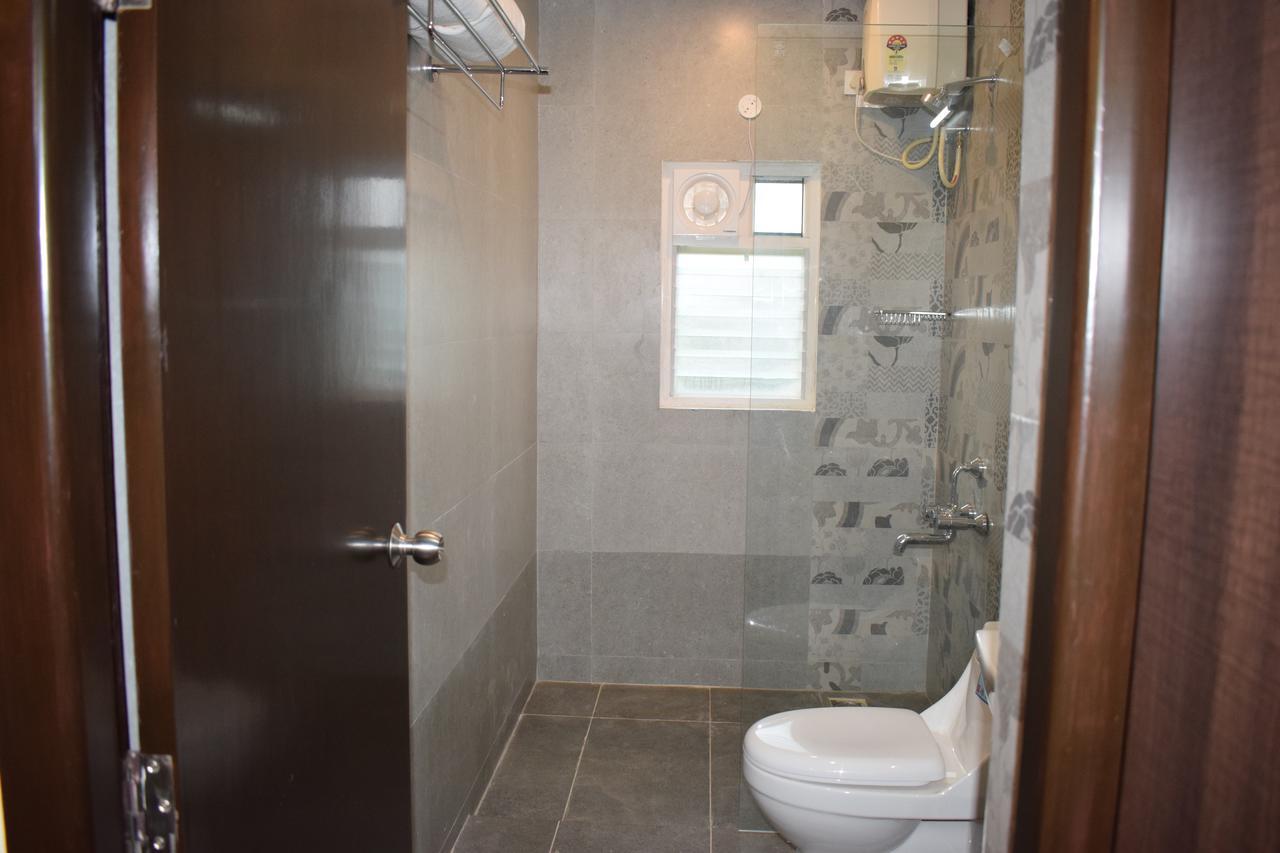 Hotel White Pearl Residency Puducherry Exterior foto